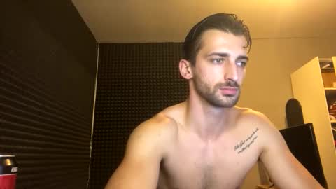 Snapshot of michelemagnetico chatting on September 28, 7:34 pm michelemagnetico online show from September 28, 7:34 pm