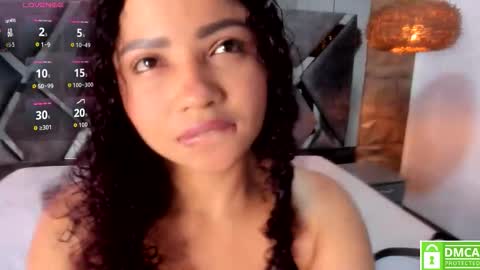 Snapshot of michell__evans chatting on October 10, 1:06 pm Michell online show from October 10, 1:06 pm