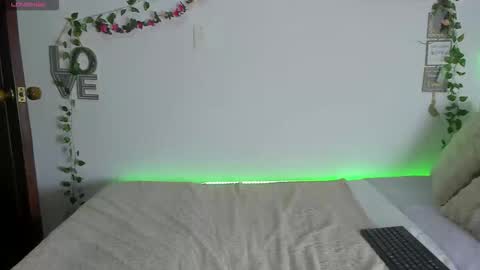 Michell online show from November 8, 12:24 am