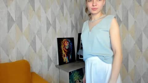 michelle_blond online show from February 18, 1:11 pm