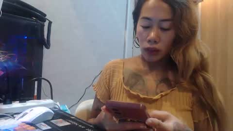 michelle_ux online show from September 9, 4:56 am