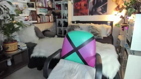 michelle apihel online show from January 31, 12:28 am