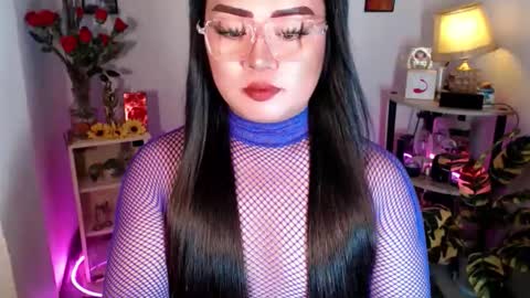 Snapshot of michellechannelxxx chatting on September 15, 3:57 pm Michelle online show from September 15, 3:57 pm