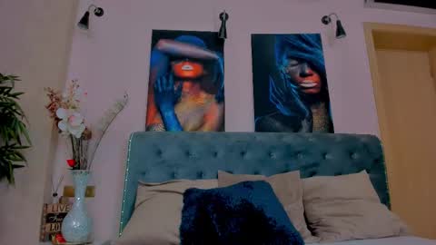 michellereys online show from September 28, 9:24 pm