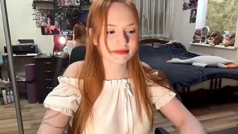 Foxy online show from February 4, 5:06 pm