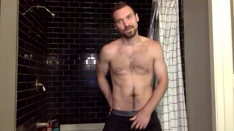 Snapshot of mickey_mic chatting on September 25, 11:23 pm mickey_mic online show from September 25, 11:23 pm