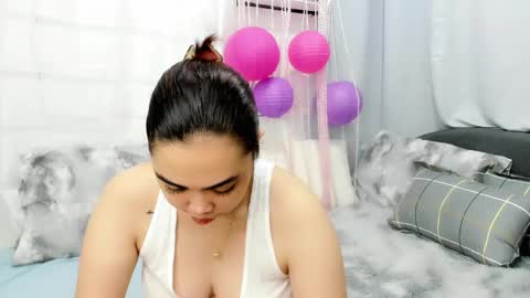 Snapshot of midnightbunny_ chatting on October 5, 9:33 pm Bunny 3 online show from October 5, 9:33 pm
