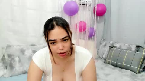 Snapshot of midnightbunny_ chatting on September 27, 7:44 pm Bunny 3 online show from September 27, 7:44 pm