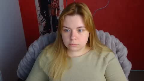 Mariana online show from April 10, 11:15 am