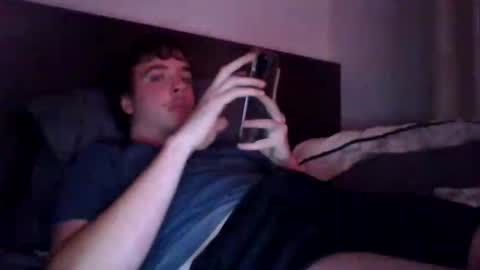 midnightoperator1 online show from May 7, 9:38 am