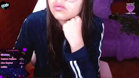 Midori 7u7 online show from January 14, 6:05 pm