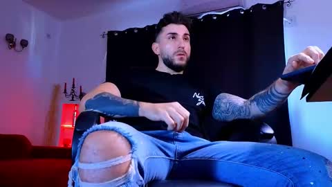 MightyAaron online show from October 29, 9:55 am