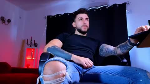 MightyAaron online show from October 23, 8:27 am