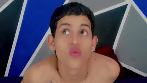 Snapshot of migueyalejo_sweetsex chatting on February 2, 6:14 am migueyalejo sweetsex online show from February 2, 6:14 am