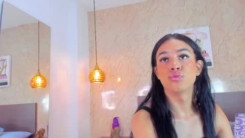 Miia online show from April 7, 12:18 pm