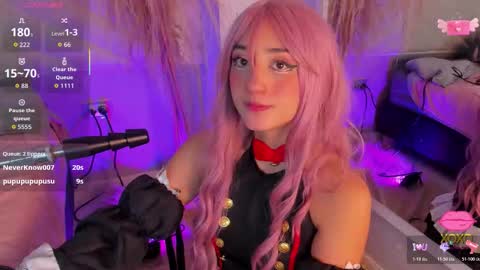   online show from November 5, 12:40 pm