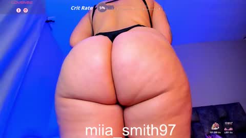mia online show from December 5, 10:51 pm