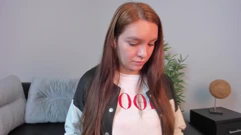 Snapshot of miia_taylors chatting on February 26, 12:05 pm Miia 3 online show from February 26, 12:05 pm