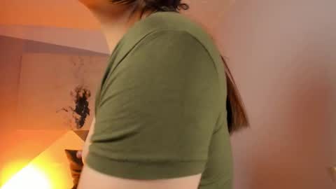 Snapshot of miiaawallace chatting on October 15, 9:04 pm miiaawallace online show from October 15, 9:04 pm