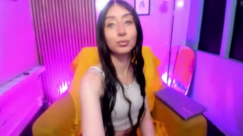 miilu  online show from February 10, 3:09 am