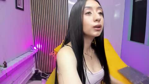 Snapshot of miilu__1 chatting on October 3, 3:26 am miilu online show from October 3, 3:26 am