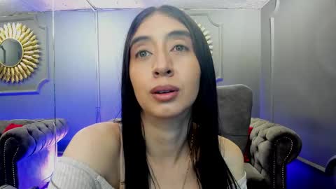 Snapshot of miilu__1 chatting on February 8, 3:41 am miilu online show from February 8, 3:41 am