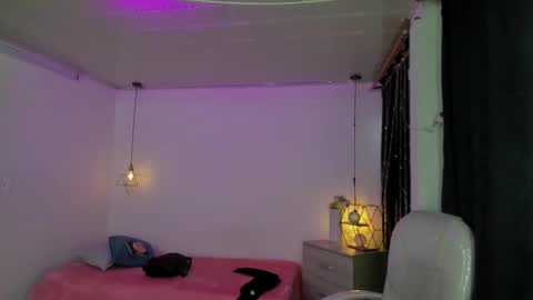 Snapshot of miiss_greyy chatting on October 8, 11:49 am miiss_greyy online show from October 8, 11:49 am