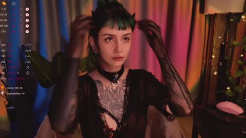 mika_moon_ online show from February 6, 1:38 am