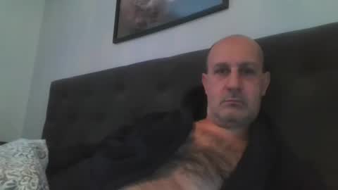 mikael_r52 online show from February 24, 6:49 am