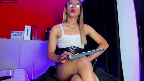 MikaelaRubia online show from March 4, 12:50 am