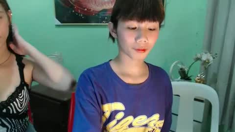 mikay online show from April 15, 11:13 am