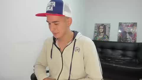 mike3xxx online show from September 8, 11:26 pm