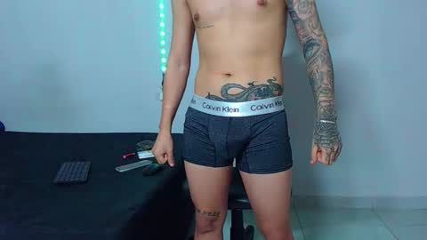 Mike IMDEPENDIENT MODEL online show from October 14, 4:54 pm