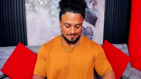   online show from April 12, 6:39 am