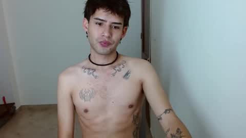 mike_smith03 online show from April 20, 3:48 pm