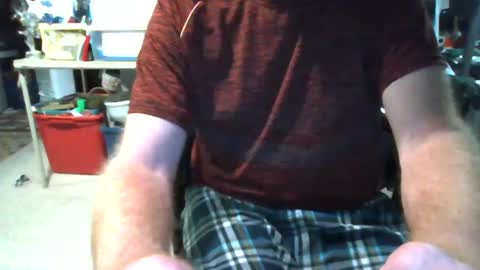 Snapshot of mikeb3200 chatting on October 10, 12:11 pm mikeb3200 online show from October 10, 12:11 pm