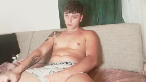 MikeLaur online show from September 24, 6:36 pm