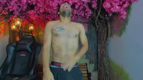 MIKE PARK  online show from November 6, 11:13 am