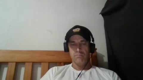mikeundies online show from May 21, 7:04 am