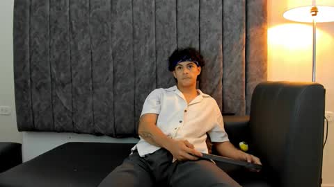 Snapshot of mikey_banji chatting on September 9, 5:07 am mikey_banji online show from September 9, 5:07 am
