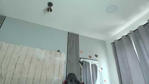 Snapshot of mikey_banji chatting on October 13, 3:36 pm mikey_banji online show from October 13, 3:36 pm