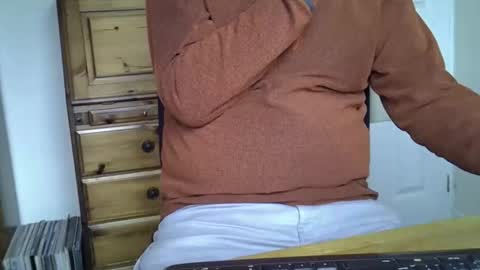 mikeybed online show from November 10, 9:45 am