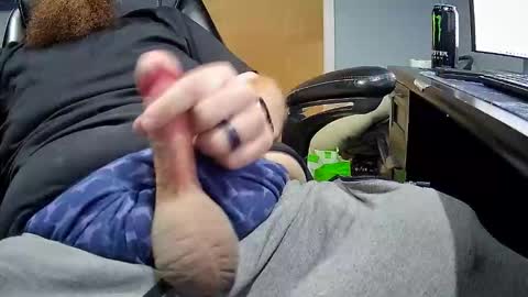 Snapshot of mikeybrown9002 chatting on October 28, 1:34 pm mikeybrown9002 online show from October 28, 1:34 pm