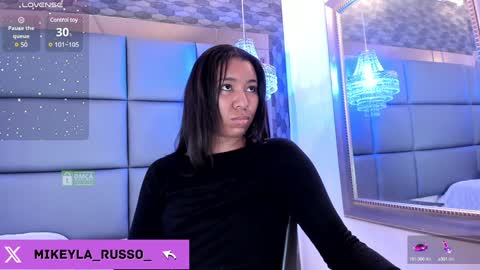 Snapshot of mikeyla_russo_ chatting on January 30, 9:25 pm Mikeyla online show from January 30, 9:25 pm