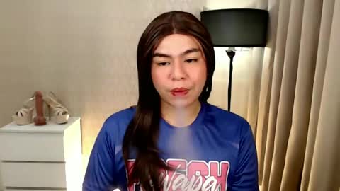 Snapshot of mikha_sensual chatting on February 12, 6:51 pm Theresa Luna online show from February 12, 6:51 pm