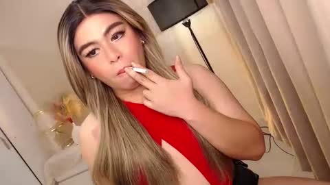 Snapshot of mikha_sensual chatting on October 16, 6:07 pm Theresa Luna online show from October 16, 6:07 pm