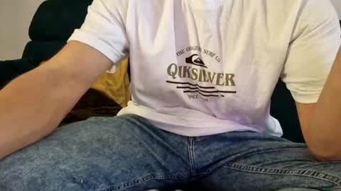 mikhael767676 online show from April 21, 5:14 am