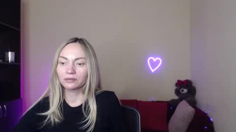 Adalina online show from April 8, 6:44 pm