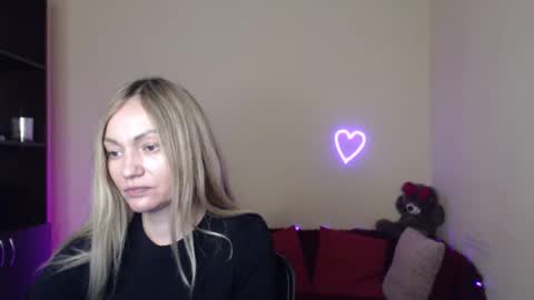 Adalina online show from April 7, 6:10 pm