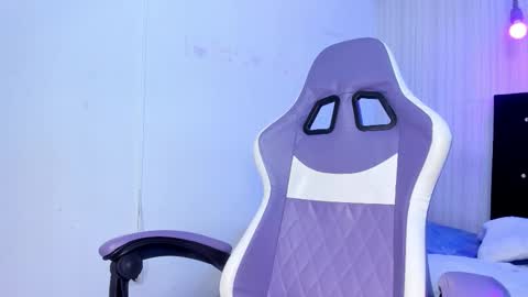   miku katsuragi  online show from December 16, 2:30 am